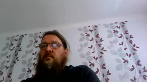 Snapshot of metallbuddy chatting on July 17, 10:44 am ask me online show from July 17, 10:44 am