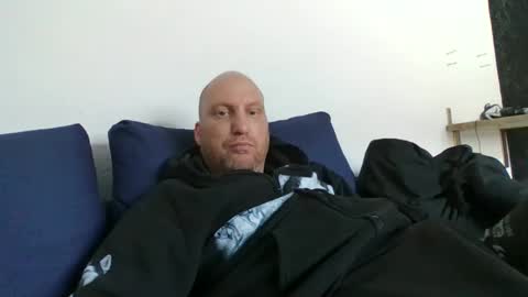 Snapshot of metaller123456 chatting on March 21, 1:37 pm metaller123456 online show from March 21, 1:37 pm