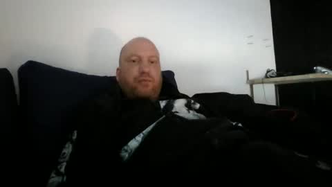 Snapshot of metaller123456 chatting on March 22, 7:56 am metaller123456 online show from March 22, 7:56 am