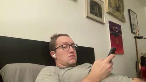 metallica92786 online show from March 9, 3:32 am