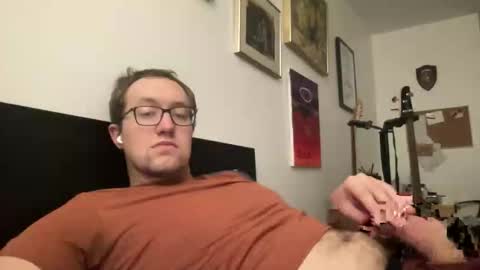 metallica92786 online show from April 10, 4:17 am