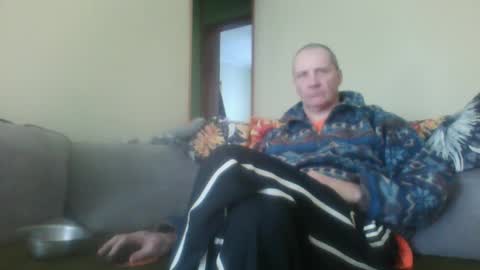 Snapshot of metcas chatting on February 16, 11:38 am metcas online show from February 16, 11:38 am