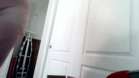 Snapshot of mewade chatting on February 18, 9:55 pm Wade online show from February 18, 9:55 pm