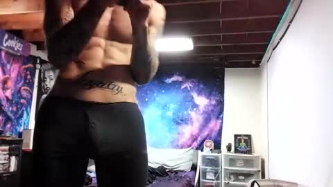 Snapshot of mfbadboii chatting on January 1, 6:37 am BadBoii online show from January 1, 6:37 am