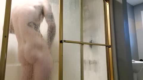 Snapshot of mfbadboii chatting on November 25, 9:37 pm BadBoii online show from November 25, 9:37 pm