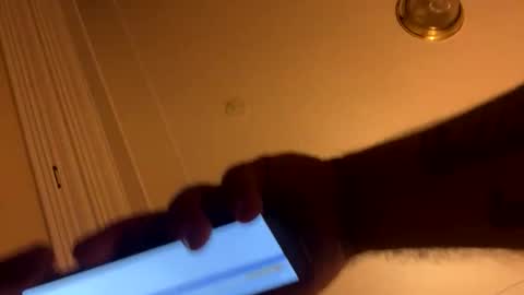 Snapshot of mgjg0812 chatting on October 19, 4:57 am mgjg0812 online show from October 19, 4:57 am