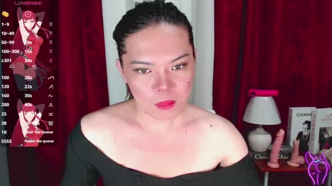 Snapshot of mhay_khalifa chatting on January 2, 9:28 pm MHAY online show from January 2, 9:28 pm