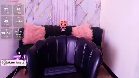 Mhia Kate online show from March 18, 12:30 pm