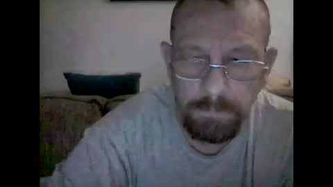 Snapshot of mhitch924 chatting on March 8, 1:47 am mhitch924 online show from March 8, 1:47 am