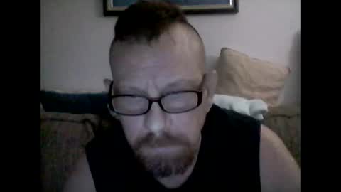 Snapshot of mhitch924 chatting on May 13, 2:42 am mhitch924 online show from May 13, 2:42 am