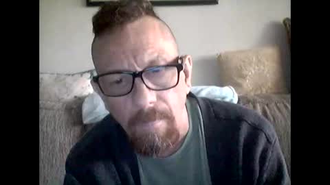 Snapshot of mhitch924 chatting on May 25, 6:36 pm mhitch924 online show from May 25, 6:36 pm