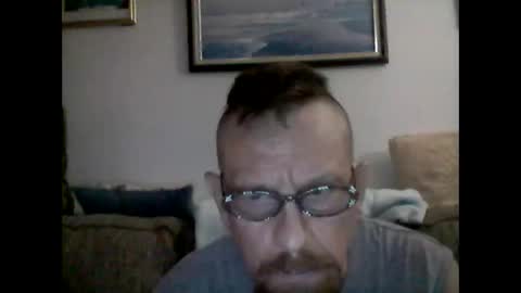 Snapshot of mhitch924 chatting on May 28, 1:36 am mhitch924 online show from May 28, 1:36 am