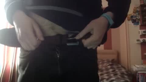 Snapshot of mhunk123 chatting on March 1, 5:27 pm mhunk123 online show from March 1, 5:27 pm