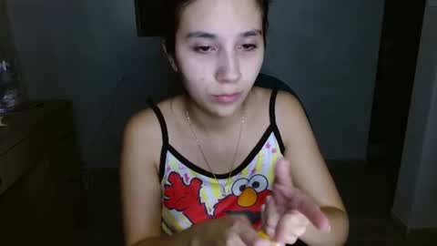 Snapshot of mia__lopez_ chatting on June 23, 4:21 am Mia online show from June 23, 4:21 am