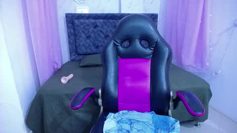  MIA online show from September 11, 1:44 pm