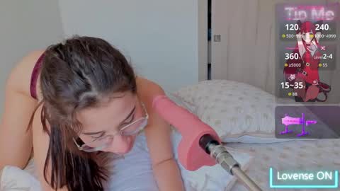 Snapshot of mia_adams66 chatting on March 20, 8:35 pm Mia adams online show from March 20, 8:35 pm