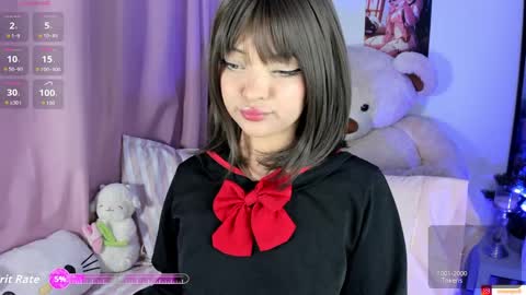 Snapshot of mia_angeel_ chatting on April 9, 10:48 pm ig miaangeell online show from April 9, 10:48 pm