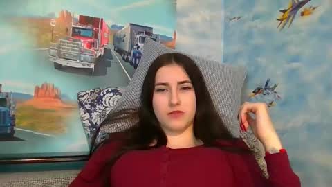 mia_beauti_live online show from March 12, 2:45 pm
