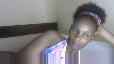 aishah petite online show from June 8, 7:31 am