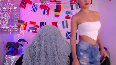 Snapshot of mia_cute_girl chatting on July 10, 12:08 pm mia_cute_girl online show from July 10, 12:08 pm