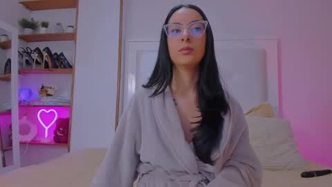 Snapshot of mia_daniellshot chatting on March 5, 12:55 pm Sarah Luna online show from March 5, 12:55 pm