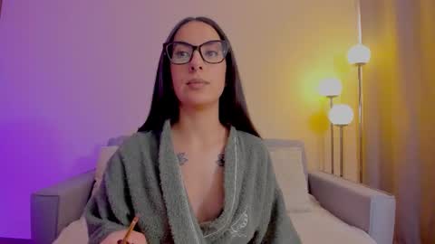 Snapshot of mia_daniellshot chatting on February 4, 5:08 pm Sarah Luna online show from February 4, 5:08 pm