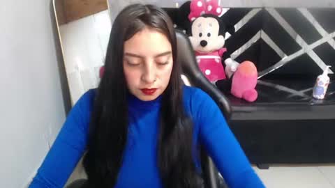 Mia  online show from August 1, 1:21 pm