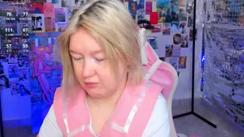Snapshot of mia_ferd chatting on March 20, 3:00 am Mia online show from March 20, 3:00 am