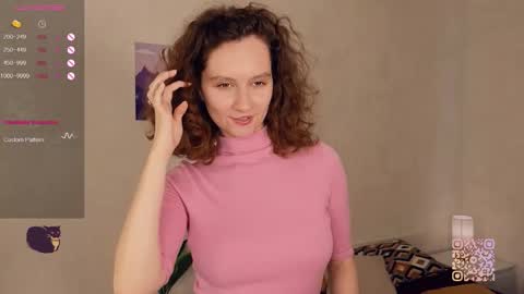 Mia  online show from September 12, 12:16 pm