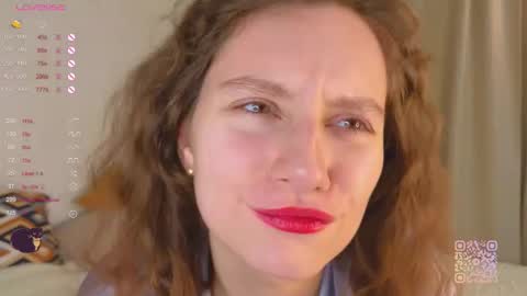 Mia  online show from October 17, 3:03 pm