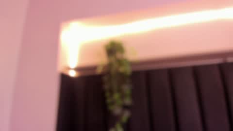  I am Mia  online show from January 16, 2:41 pm