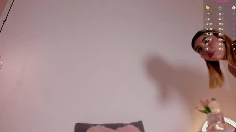  I am Mia  online show from April 15, 12:23 pm