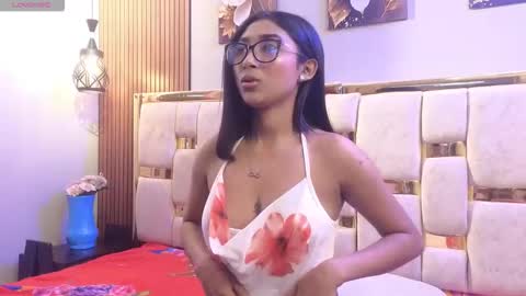 Snapshot of mia_konor06 chatting on May 5, 10:56 am Mia. online show from May 5, 10:56 am