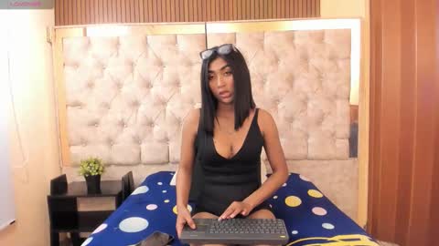 Snapshot of mia_konor06 chatting on May 12, 10:56 am Mia. online show from May 12, 10:56 am