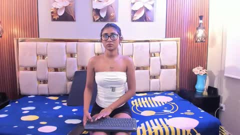 Snapshot of mia_konor06 chatting on May 14, 10:55 am Mia. online show from May 14, 10:55 am