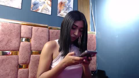 Snapshot of mia_konor06 chatting on May 27, 10:56 am Mia. online show from May 27, 10:56 am