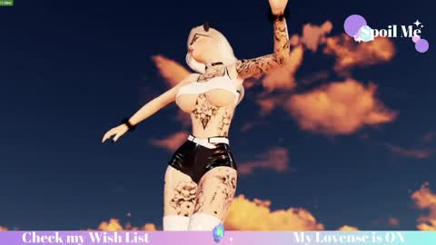 Mia online show from April 2, 6:05 pm