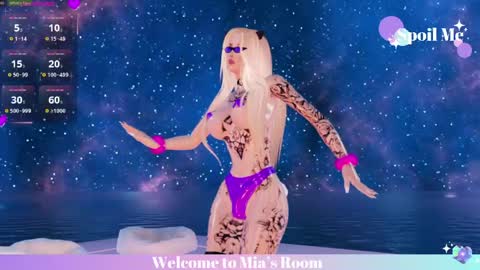 Mia online show from May 30, 6:16 pm