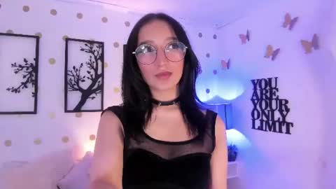 Snapshot of mia_luna0 chatting on July 23, 1:58 am Mia online show from July 23, 1:58 am