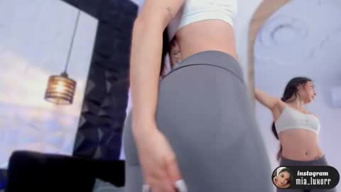 mia_luxor online show from February 8, 11:46 am