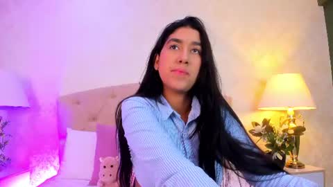 mia montess online show from June 19, 3:16 pm