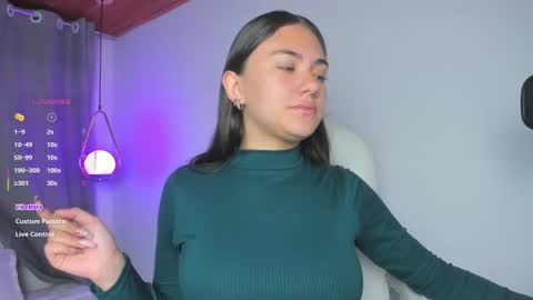 Snapshot of mia_nevaeh chatting on August 7, 12:56 am Mia Nevaeh - follow me online show from August 7, 12:56 am