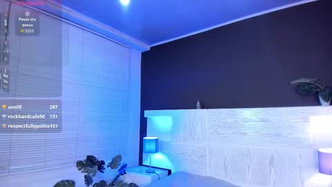 Mia online show from February 3, 6:22 am