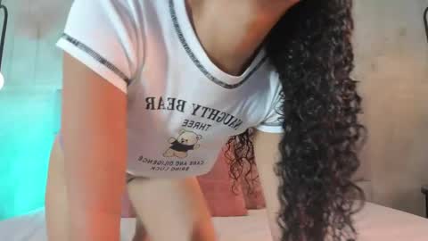Mia Phalmer online show from May 30, 12:02 pm