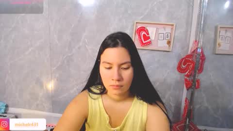 mia reys online show from February 25, 12:26 pm