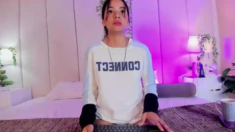 mia rousse25 online show from February 18, 3:08 pm