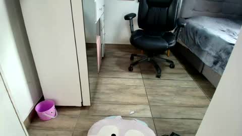 Mia Sepulveda online show from July 10, 4:20 pm