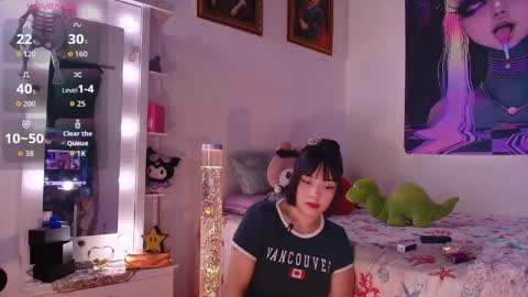 Mia  online show from April 14, 2:39 am