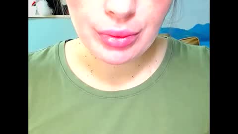 Snapshot of mia_sunnyy chatting on December 1, 4:34 pm Mia. online show from December 1, 4:34 pm