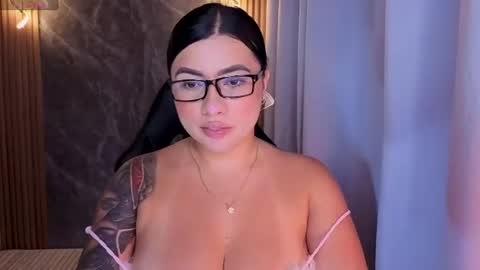 mia_velvet65 online show from July 22, 4:37 am